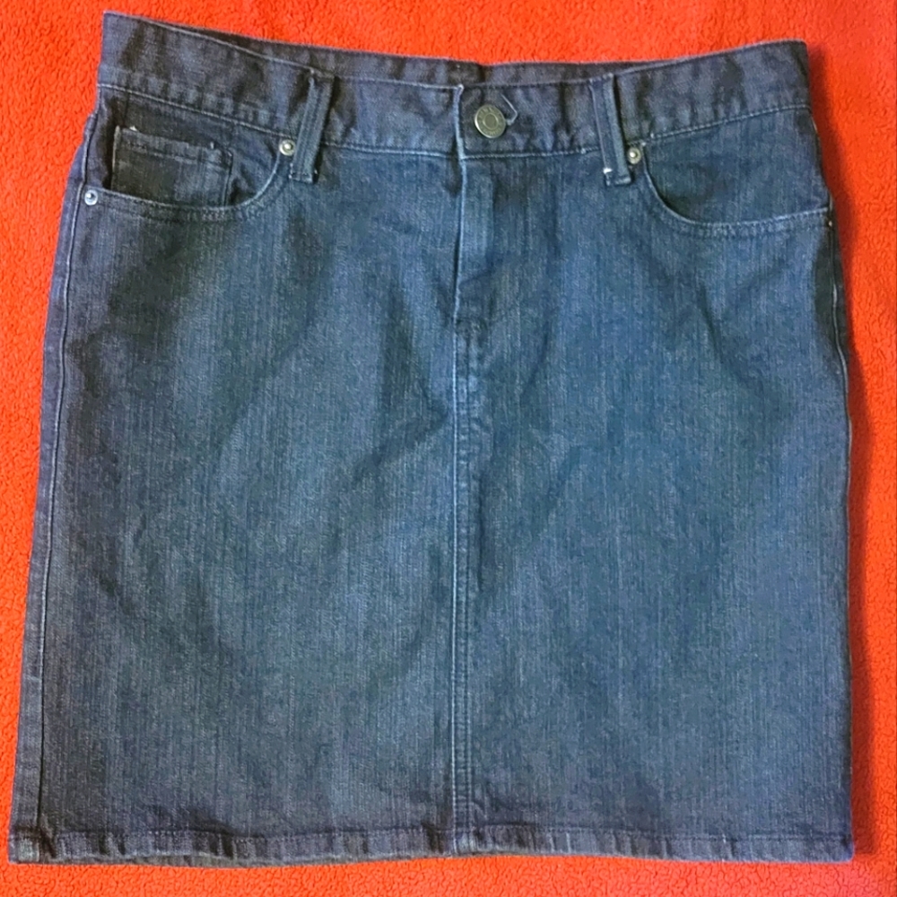 New York & Company Classic Denim Skirt, Size 10